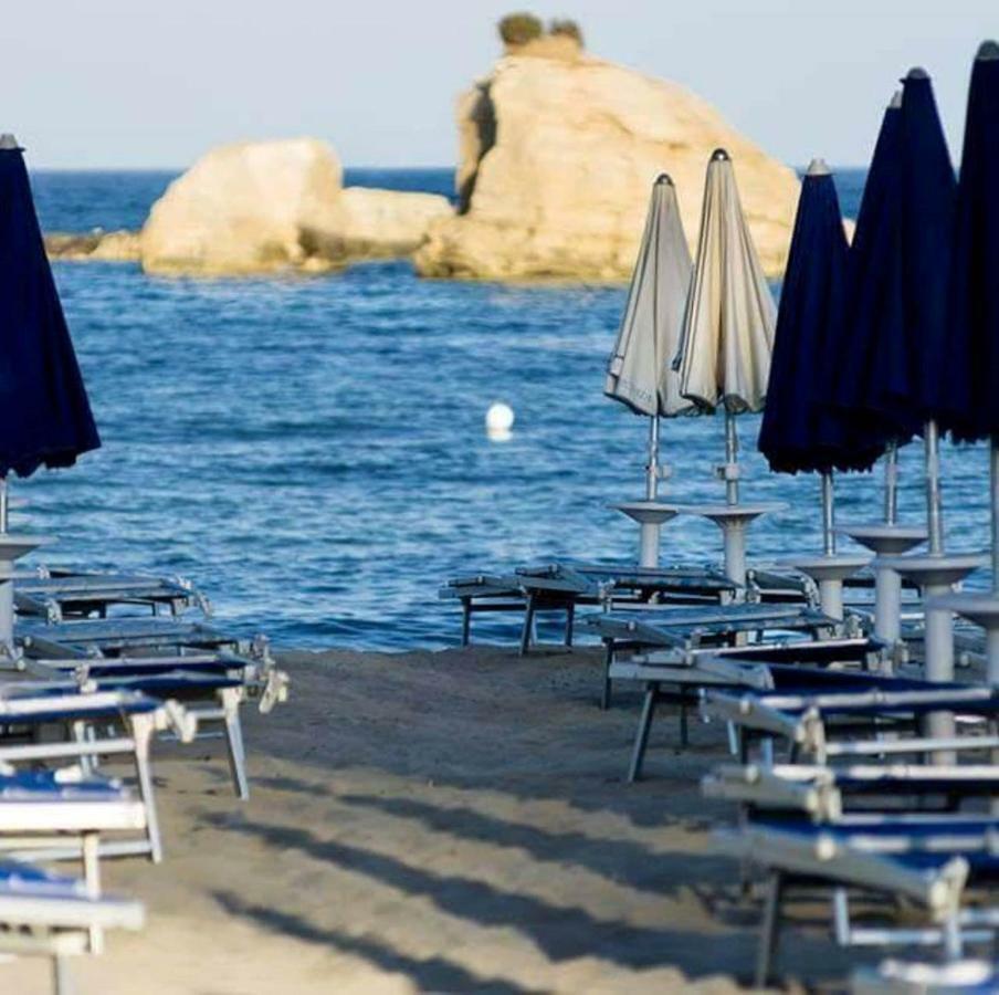 Villa Lucia With Salt Pool Fontane Bianche Bagian luar foto